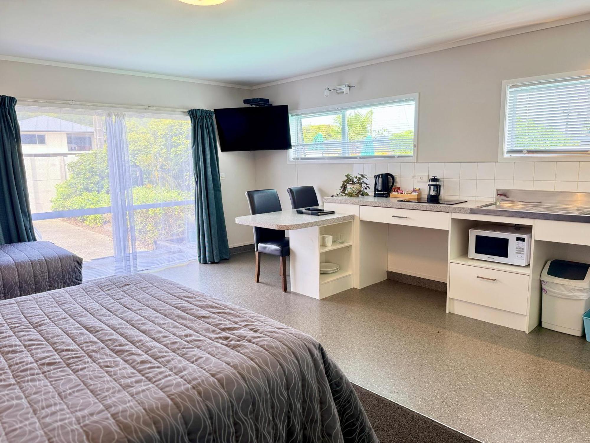 Continental Motel 3*