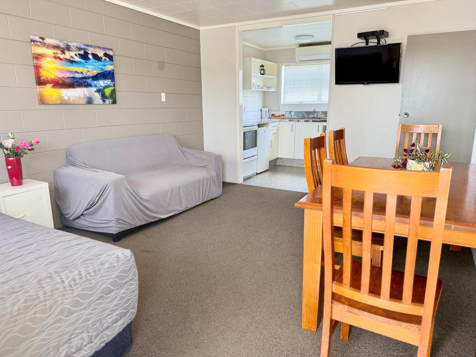 Continental Motel 3*