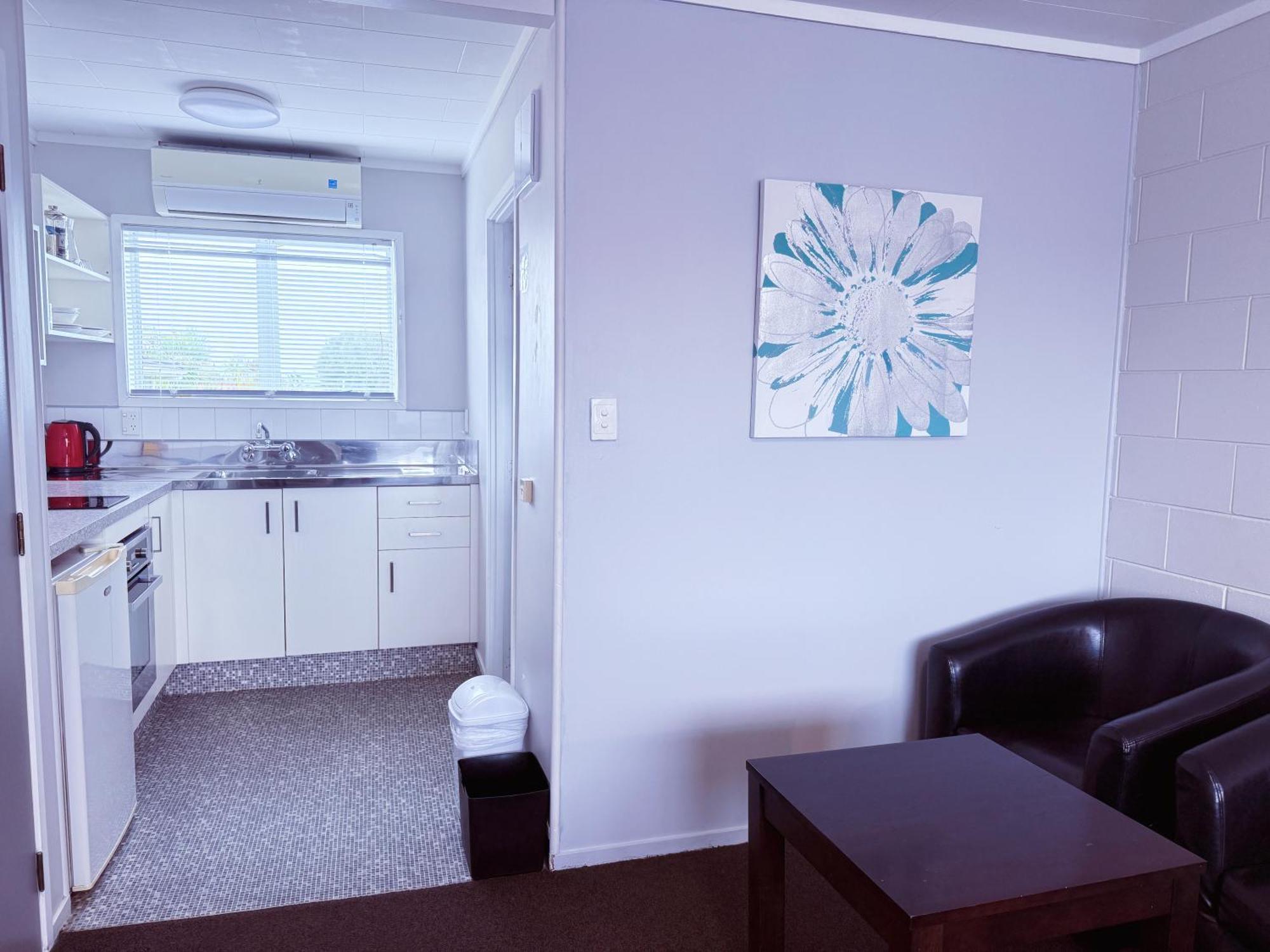 Continental 3* Whangarei